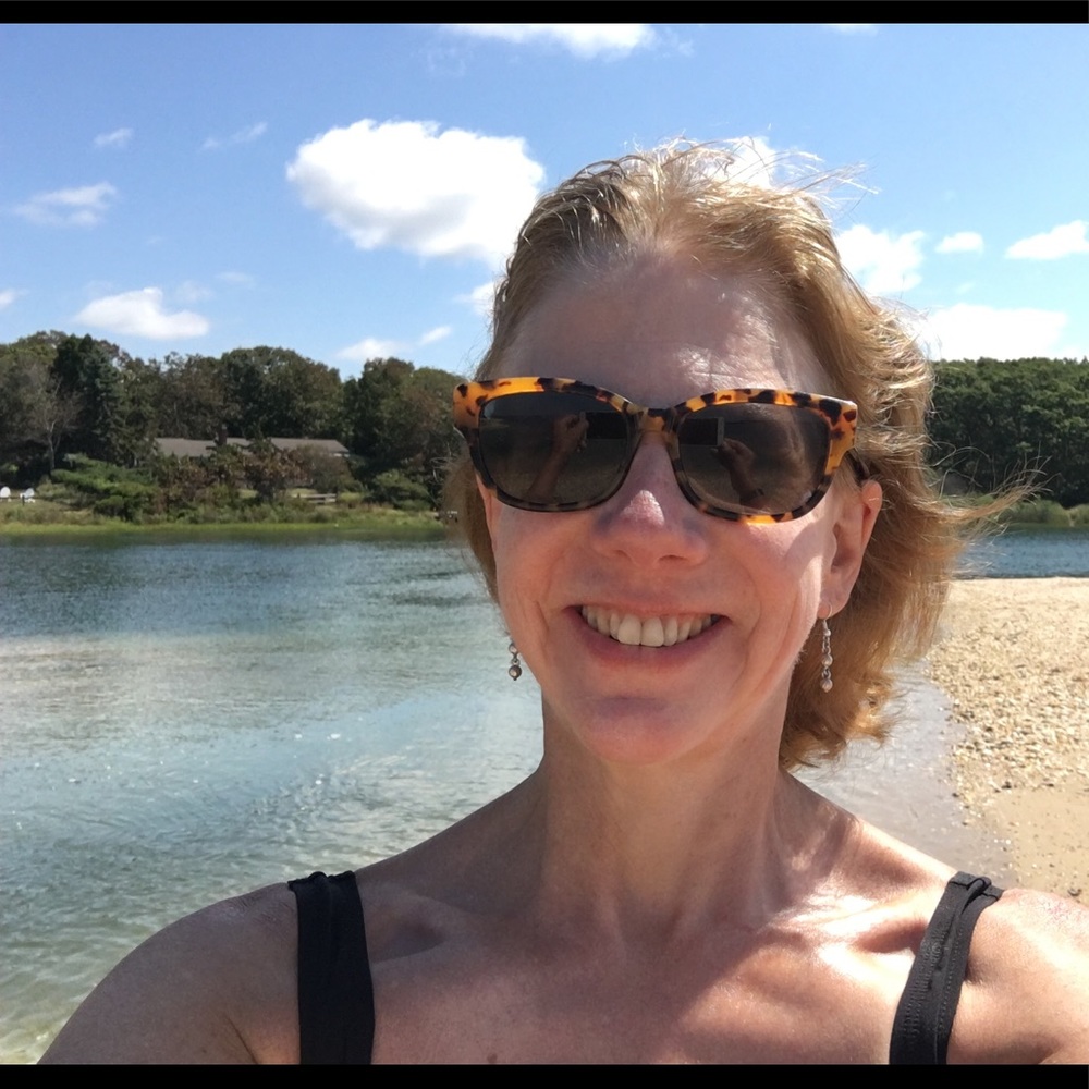 Meet your Posher, Brenda